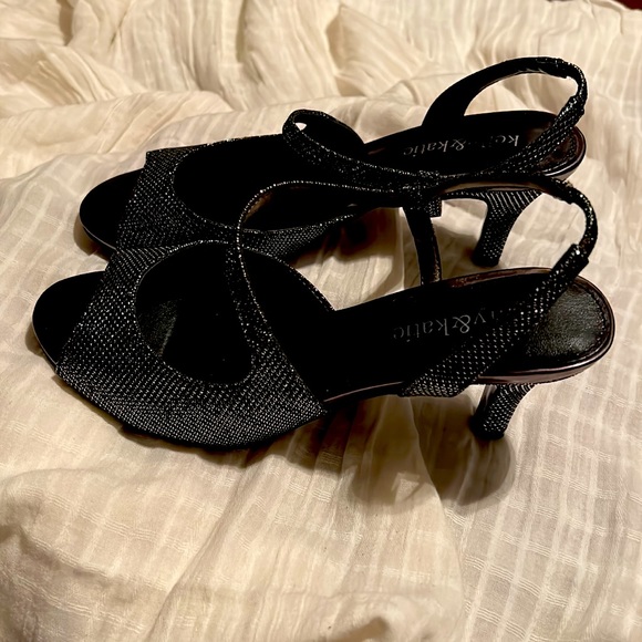 ✨Kelly & Katie Sparkling Princess Heels✨ - Picture 2 of 10